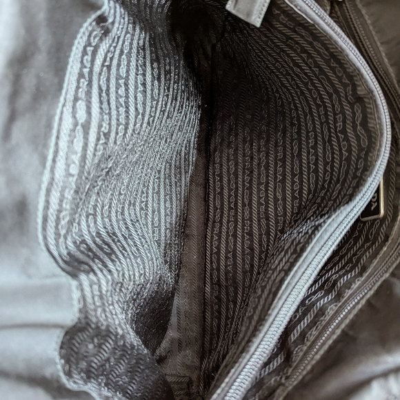 Black Prada nylon shoulder bag tote - Picture 11 of 16